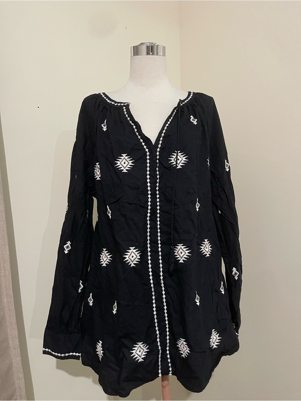 Black Embroidered Boho Tunic Top - Unbranded